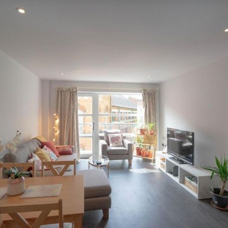 לייסטר Gorgeous Spacious 2 Bed 2 Bath Apartment מראה חיצוני תמונה